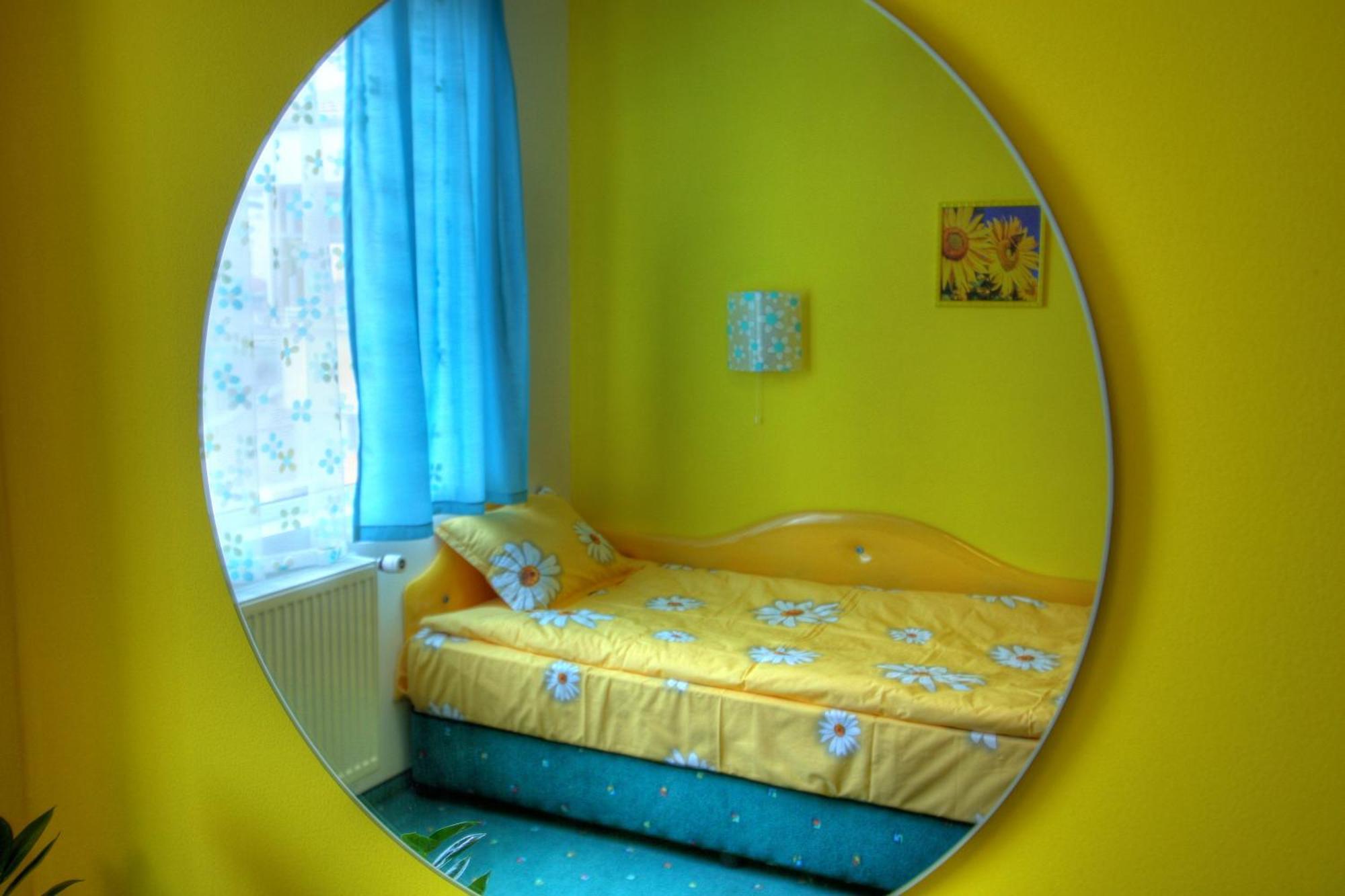 Family Hotel Mania Stara Zagora Exteriör bild