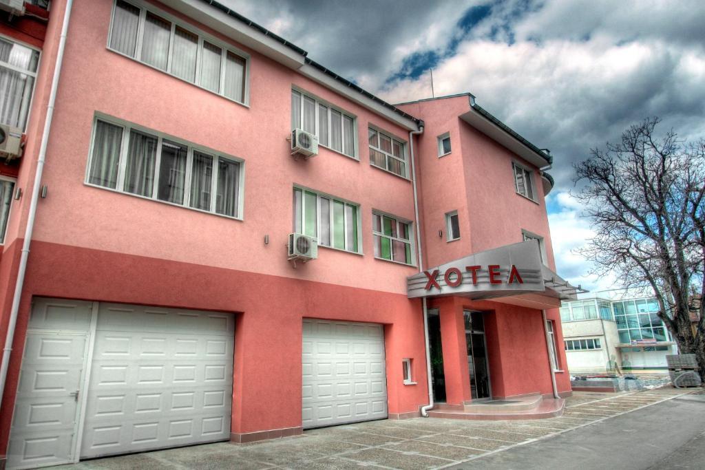 Family Hotel Mania Stara Zagora Exteriör bild